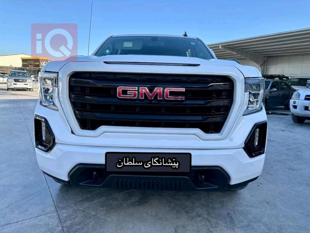 GMC Sierra